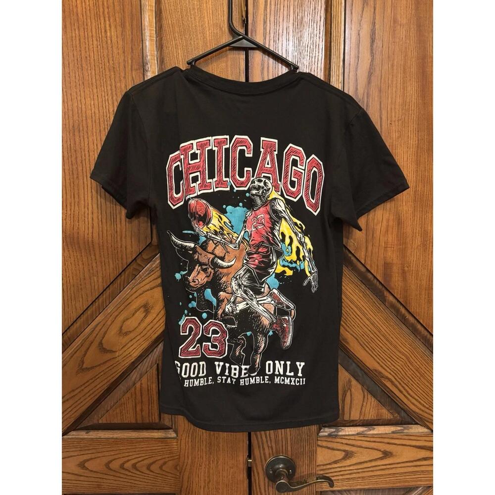 Fresh Laundry Chicago Bulls Shirt